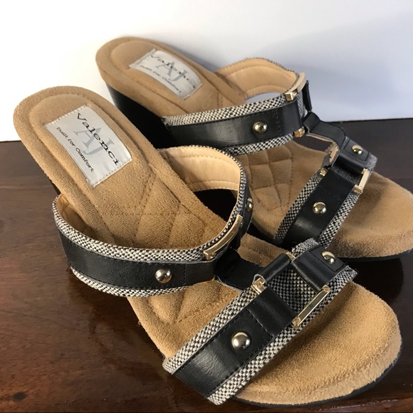 AJ Valenci Black Wedge Sandals - Picture 2 of 9